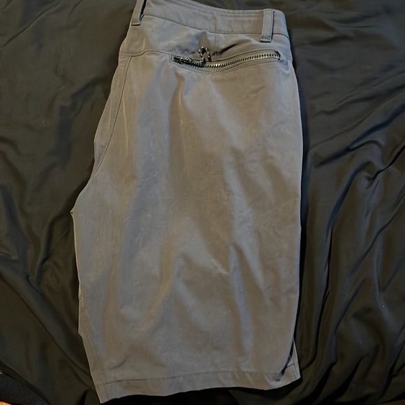 Under armour fitted shorts - Picture 4 of 5
